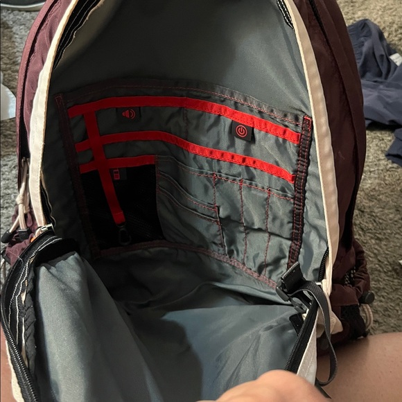 The North Face Borealis Backpack - Burgundy and Beige - Picture 2 of 5